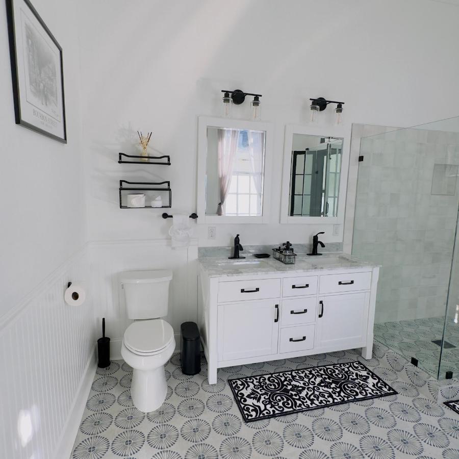 Endless Story Magazine Suite Walk French Quarter New Orleans Exterior photo
