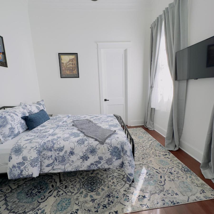 Endless Story Magazine Suite Walk French Quarter New Orleans Exterior photo